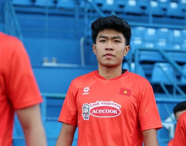 Không khí trên sân tập